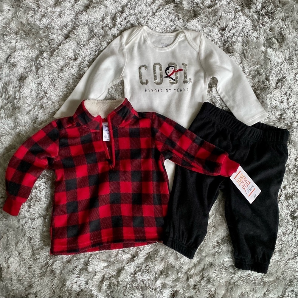 Carter’s NWT Baby 3 Piece Matching Set Size 6 Months